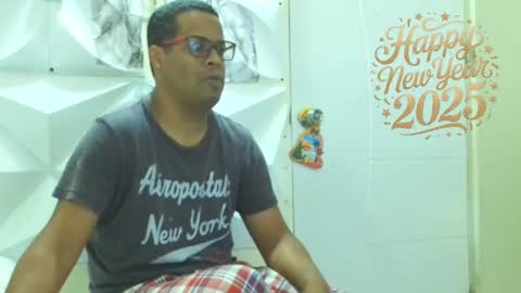Antonio online show from January 1, 1:05 pm