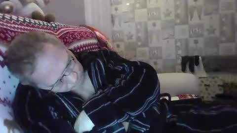 tony14712 online show from December 6, 2:13 am