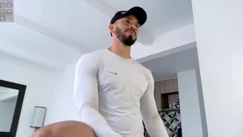 tony muscle1 online show from September 29, 10:16 pm