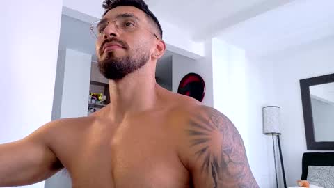 tony muscle1 online show from February 7, 7:30 pm