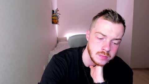 toohornyserj online show from September 21, 10:21 pm