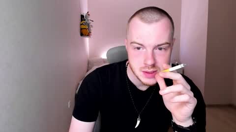 toohornyserj online show from October 3, 8:14 pm