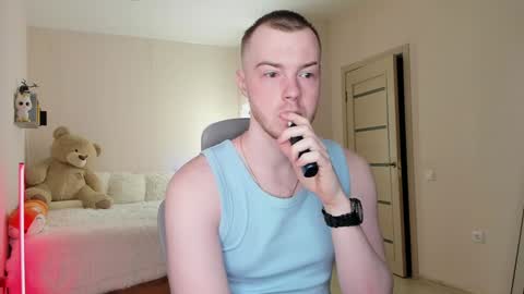 toohornyserj online show from December 18, 8:14 pm