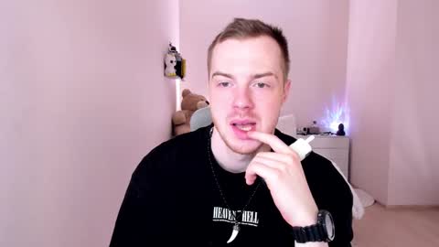 toohornyserj online show from February 17, 9:30 pm