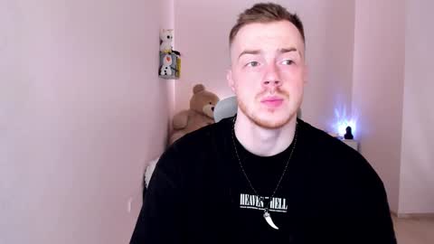 toohornyserj online show from March 1, 10:21 pm