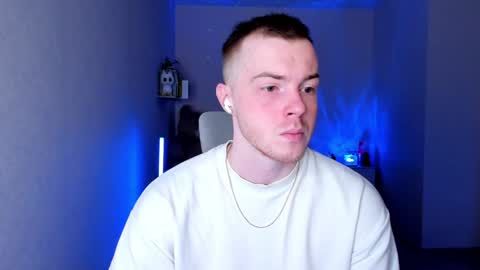 toohornyserj online show from January 31, 8:43 pm