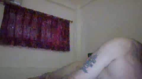 Snapshot of topfoxs30 chatting on January 10, 10:28 am topfoxs30 online show from January 10, 10:28 am