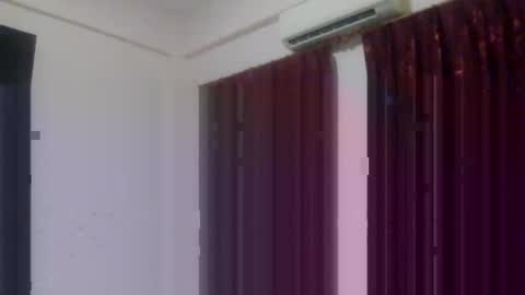 Snapshot of topfoxs30 chatting on December 5, 10:55 am topfoxs30 online show from December 5, 10:55 am