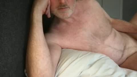 Archibald Leach online show from October 12, 9:36 am