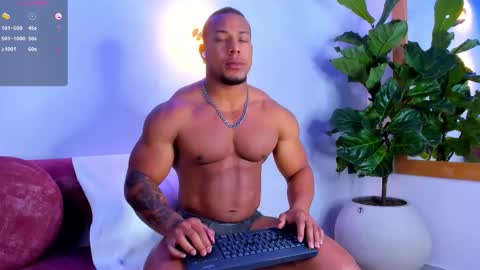 Travis online show from October 20, 1:15 pm