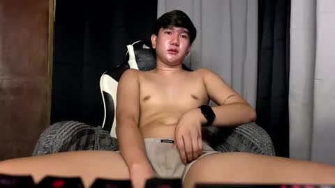 trebz_01 online show from November 29, 5:59 pm