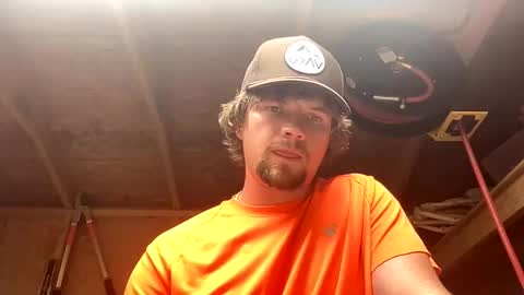 treeman817 online show from April 29, 9:10 pm