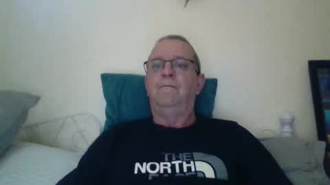 Fe-fi-fo-fum online show from May 13, 9:50 am