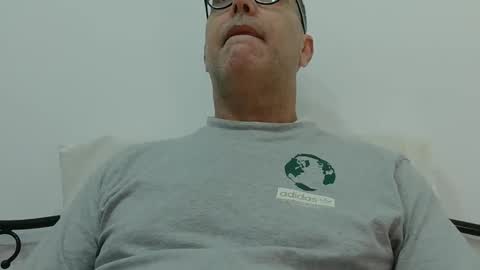 trevido4u online show from December 17, 2:19 am