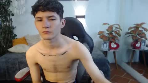 trevor_mob online show from March 25, 7:40 pm