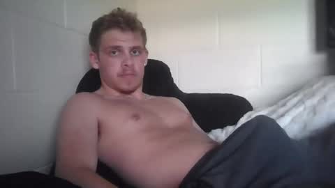 Tripp Redmoore online show from May 7, 10:32 pm