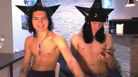 Max  online show from March 1, 11:37 pm