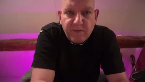 Snapshot of tritonspace chatting on October 29, 1:30 am Triton online show from October 29, 1:30 am