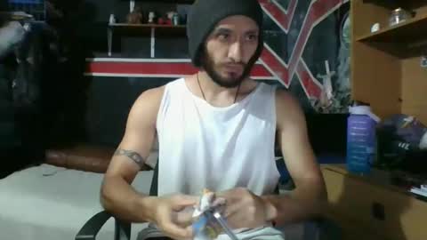 Snapshot of trizquelmen chatting on January 23, 11:48 am Andrew online show from January 23, 11:48 am