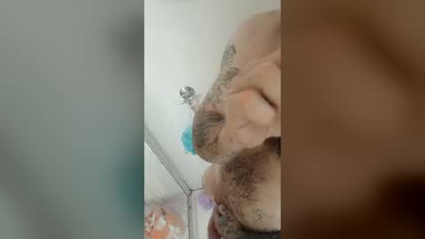 troyacowen1982 online show from July 2, 7:14 am
