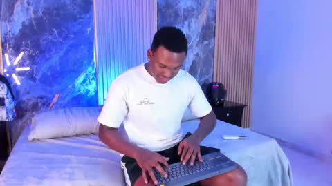 Troy Khalil online show from October 6, 10:25 pm