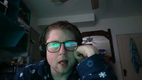 HandicappedLaugher online show from December 6, 2:24 am