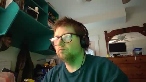 HandicappedLaugher online show from December 11, 4:27 pm