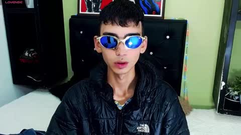 ttimy online show from February 5, 9:40 pm