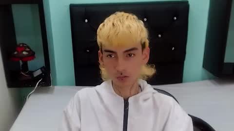 ttimy online show from April 16, 8:20 pm