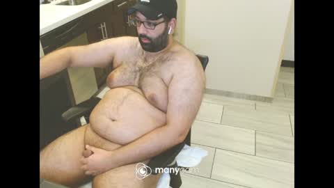 Tubbs123 online show from December 12, 2:26 am