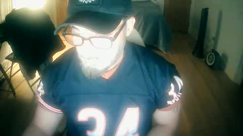 tuscan_taurus online show from November 26, 6:38 am