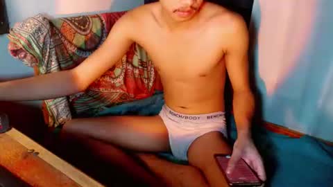 twink_cristian27 online show from November 21, 5:45 pm