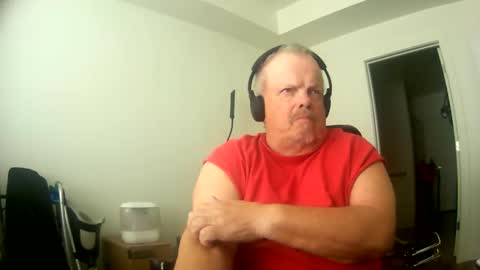 two_wheels_two_balls online show from February 24, 7:47 pm