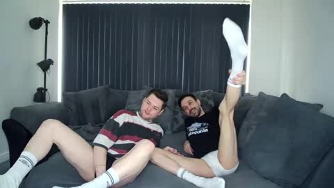 Snapshot of twotwinkhusbands chatting on March 4, 1:28 pm RyanRowan online show from March 4, 1:28 pm