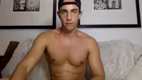 Twunk Tay online show from December 2, 6:22 pm