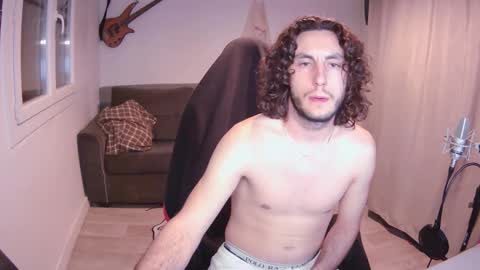 txandb666 online show from January 6, 8:46 pm