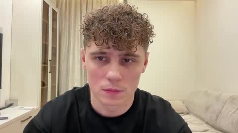 tyler_garrner online show from March 2, 5:31 pm