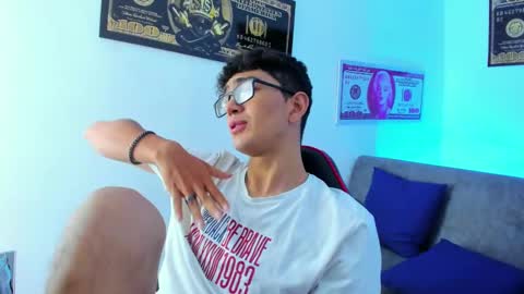   online show from February 1, 2:58 am