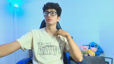   online show from September 27, 11:19 am