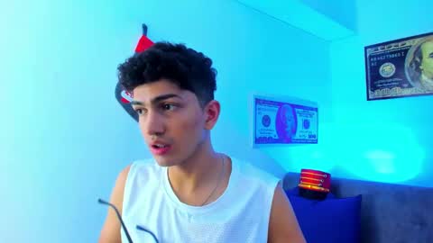   online show from December 15, 3:13 am