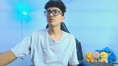   online show from October 7, 9:24 am