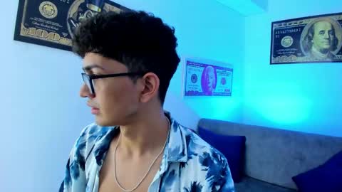   online show from January 11, 3:13 am