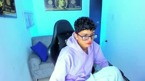   online show from February 12, 2:56 am