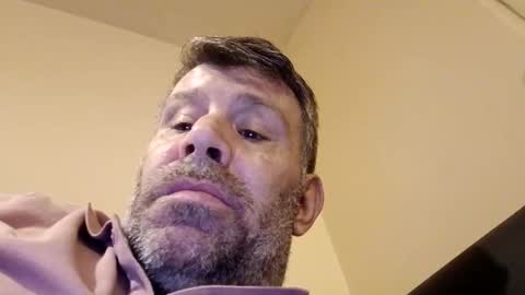 tyson2512 online show from October 3, 6:35 pm