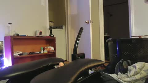 tysonjameson online show from October 8, 7:57 am