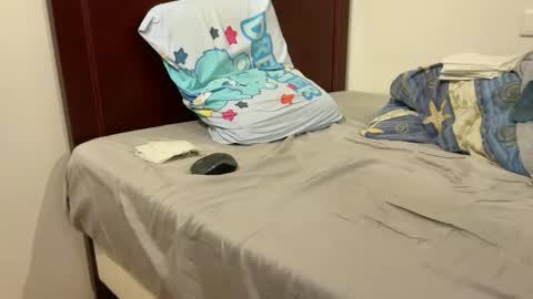 uffe online show from April 9, 1:58 am