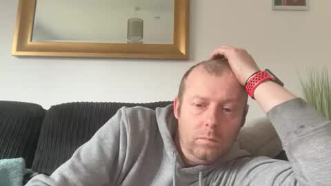 ukmatty3 online show from April 10, 3:30 pm