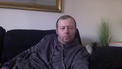 Snapshot of ukmatty3 chatting on January 24, 1:03 pm ukmatty3 online show from January 24, 1:03 pm