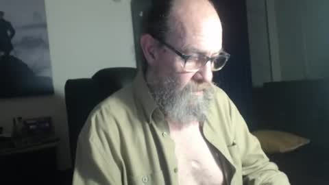 Uncle Hottie online show from July 14, 2:05 am