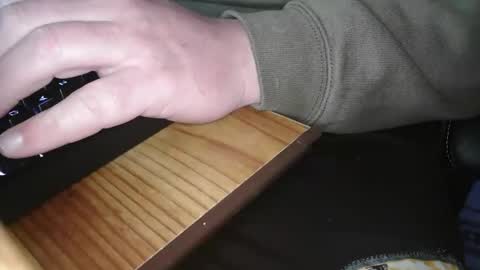 Six online show from April 2, 3:48 am